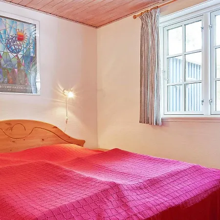 8 Person In Vakantiehuis Neksø