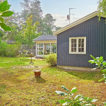 8 Person In Vakantiehuis Neksø