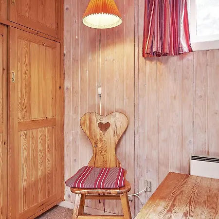 8 Person In Vakantiehuis Neksø